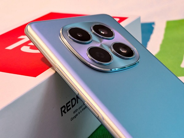 Máy sở hữu camera chính lên tới 108MP