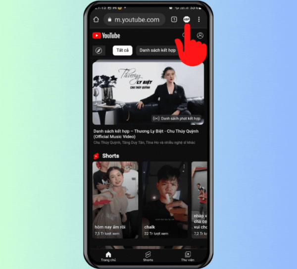 Nhấn biểu tượng chặn quảng cáo trên thanh công cụ