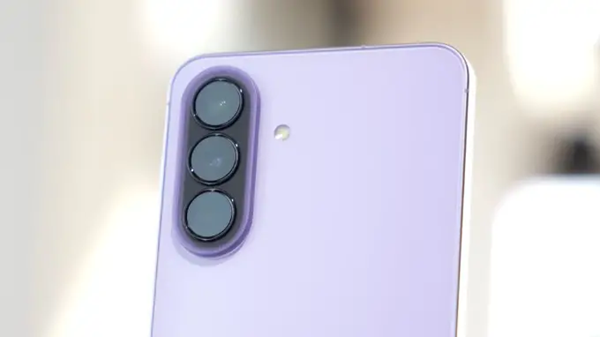 Galaxy A57 5G tập trung vào sự ổn định với camera chính 50MP hỗ trợ chống rung OIS