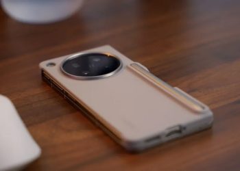 Trải nghiệm quyền năng thực thụ từ bút cảm ứng OPPO AI trên Find N6: Trợ thủ đắc lực cho kỷ nguyên làm việc mới