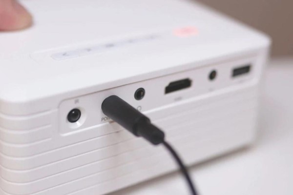 Tiến hành kết nối nguồn điện