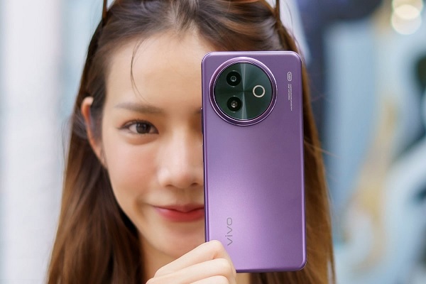 Camera của Vivo Y36 5G đáp ứng tốt nhu cầu cơ bản của người dùng