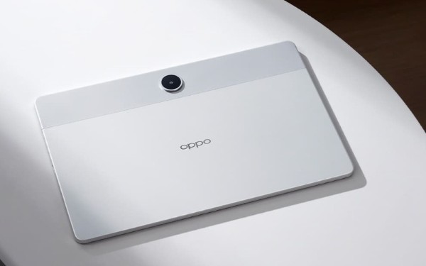 OPPO Pad SE có thiết kế tổng thể mỏng chỉ 7.39mm, trọng lượng khoảng 527g