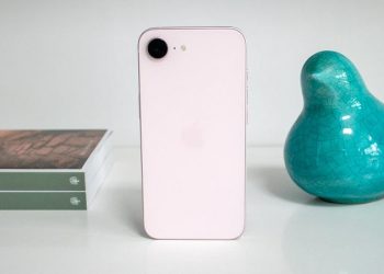 Dung lượng pin iPhone 17e bao nhiêu mAh