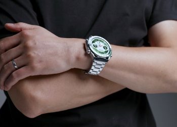 Khám phá những lý do nên mua Huawei Watch Ultimate 2 Green: Tuyệt tác cho quý ông bản lĩnh