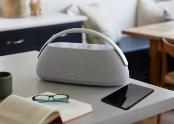 Lý do nên mua loa Bluetooth Harman Kardon Go + Play 3