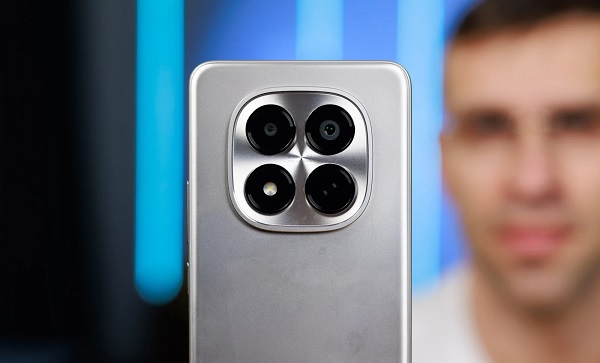 Camera chuyên nghiệp