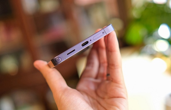 Dù vẫn giữ dung lượng 5.000mAh, nhưng hiệu quả sử dụng pin được kéo dài đáng kể