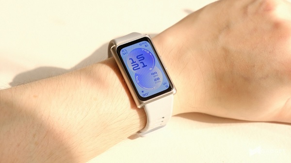 Huawei Band 11 Pro ghi điểm bởi sự ổn định với hệ điều hành HarmonyOS đã được tinh chỉnh