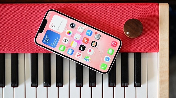 iPhone 17e sở hữu viên pin lớn hơn