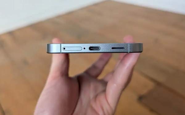 Galaxy S25 FE được trang bị viên pin 4.900mAh