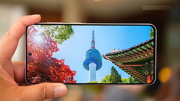 Galaxy A57 5G được ưu ái trang bị tấm nền Super AMOLED+ giúp tái hiện màu sắc sống động hơn