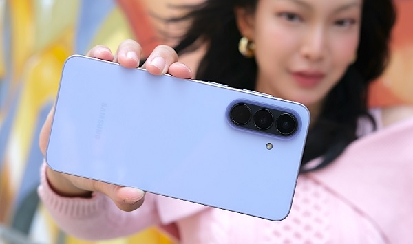 Thiết kế Galaxy A57 5G