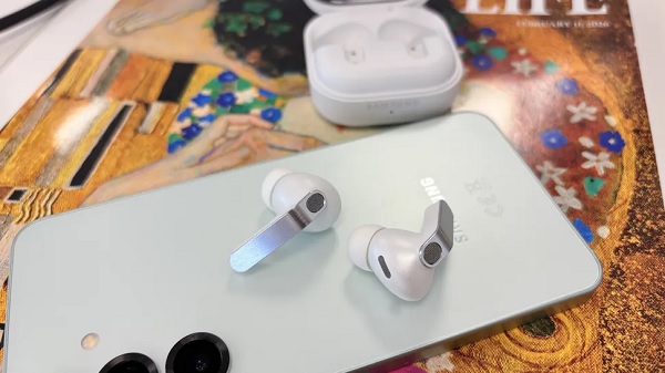 Buds4 Pro có khả năng tái tạo âm thanh dày dặn hơn