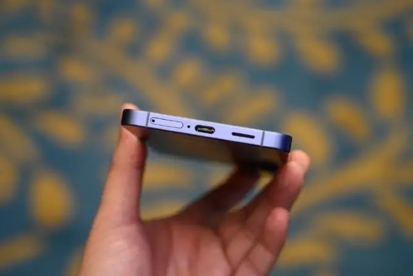 Samsung Galaxy S26 Plus trang bị pin 4.900mAh và sạc nhanh 45W