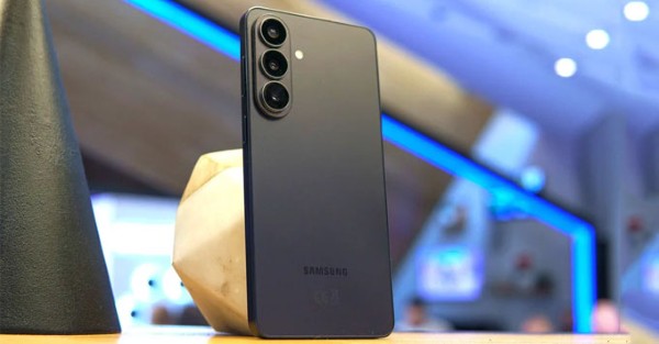 Galaxy S26 Plus thiết kế nguyên khối khung Armor Aluminum 2 và kính Gorilla Armor 2