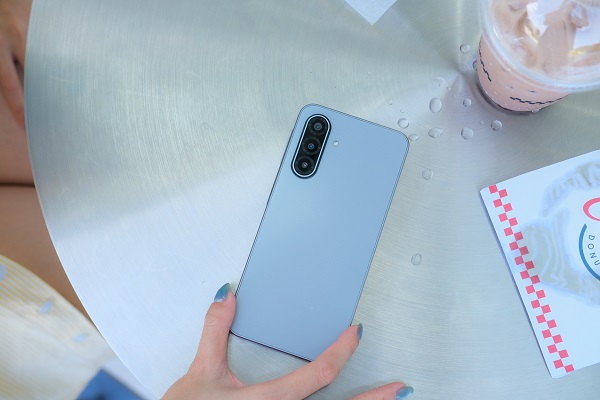 Samsung Galaxy A17 5G thiết kế đơn giản, nhẹ nhàng và dễ sử dụng