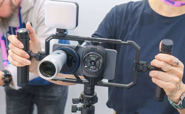 Thời điểm ra mắt Vivo X300 Ultra có thể vào cuối tháng 3 này