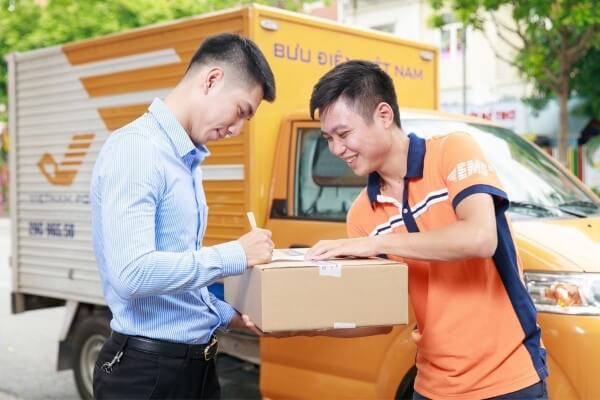 Mã vận đơn đóng vai trò định danh riêng cho từng bưu gửi