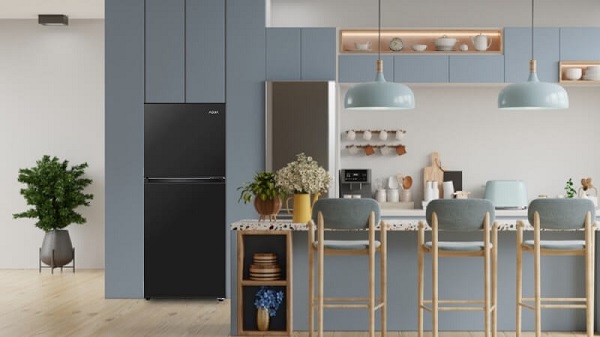 Tủ lạnh Aqua 130L có ưu điểm kích thước gọn gàng