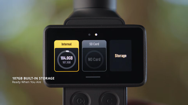 Dung lượng tích hợp sẵn 107GB với tốc độ đọc ghi đạt 800MB/s
