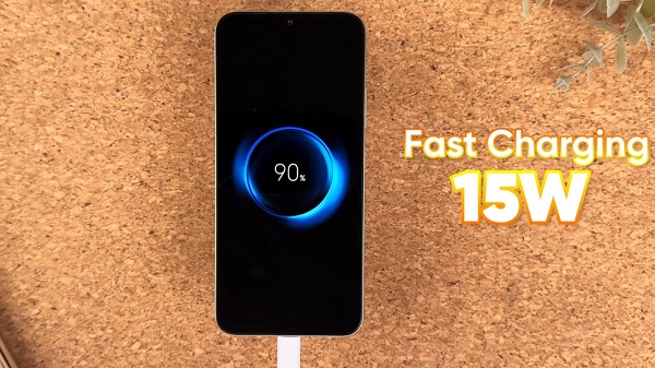 Hai sản phẩm đều là những "vận động viên marathon" với viên pin dung lượng khủng 6.000 mAh