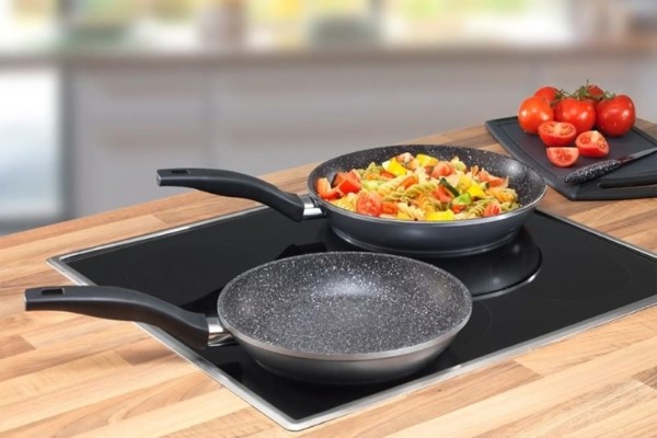 Loại chảo chống dính phủ Titanium