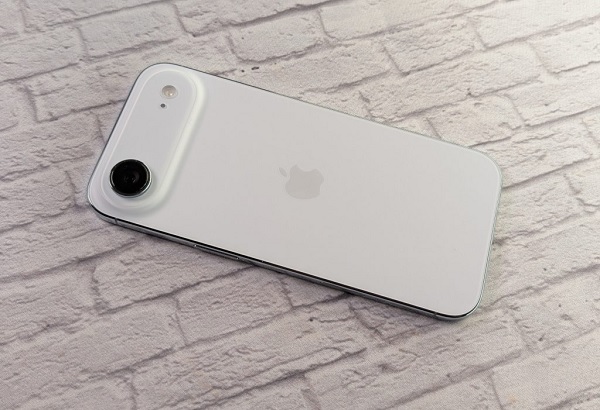 Viên pin iPhone Air có mức dung lượng 3.149 mAhViên pin iPhone Air có mức dung lượng 3.149 mAh