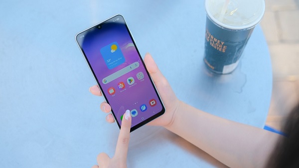 Những lý do nên mua điện thoại Samsung giá 3 đến 4 triệu