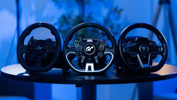 Thiết bị vô lăng chơi game