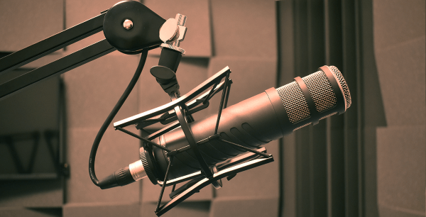 So sánh máy thu AM và FM