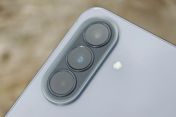 Galaxy A57 5G với camera được tích hợp AI giúp nâng tầm trải nghiệm người dùng