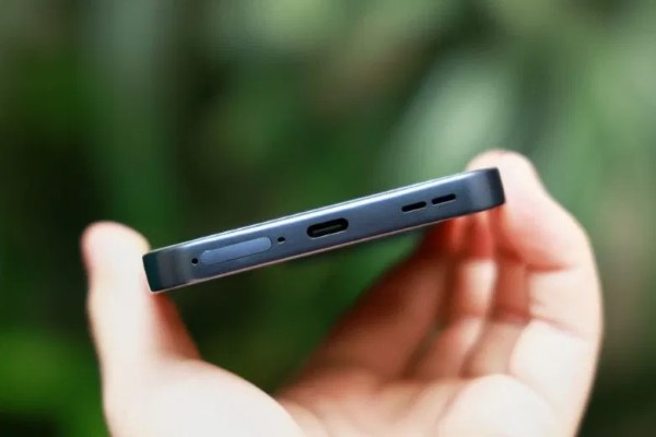 OPPO Reno15 F 5G được trang bị viên pin “khủng” 7000mAh