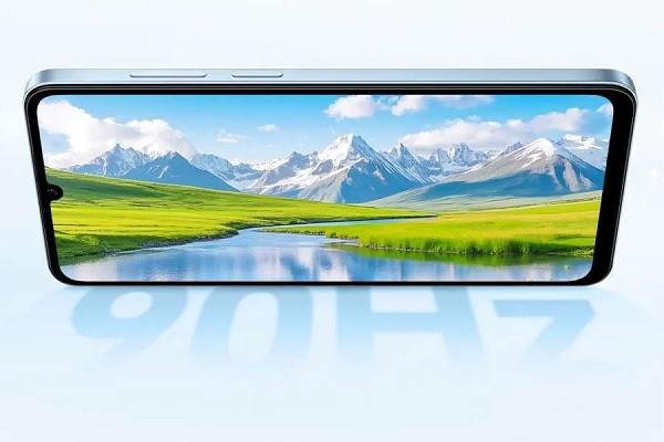 Cả hai máy đều sở hữu màn hình IPS LCD kích thước 6.74 inch
