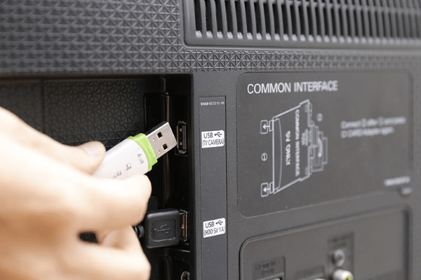 Nguyên nhân USB hay các thiết bị kết nối khác bị lỗi