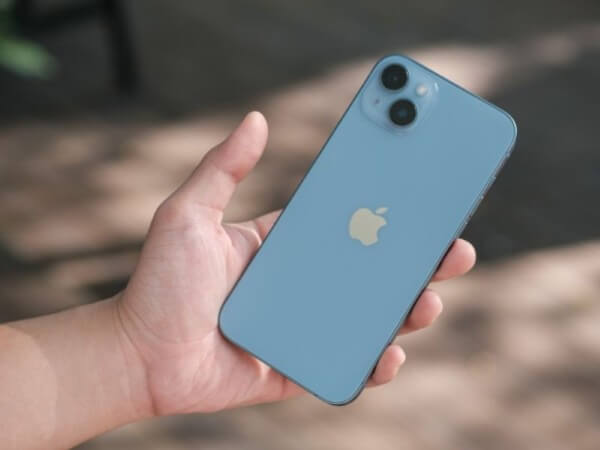 iPhone 14