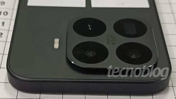 Thông qua ảnh thực tế Xiaomi 17T cho thấy máy vẫn giữ phong cách quen thuộc từ thế hệ trước