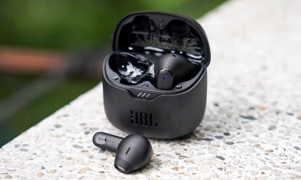Thương hiệu tai nghe bluetooth JBL