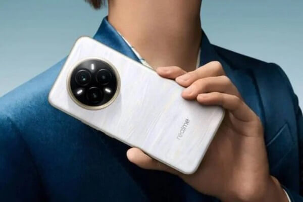 Điện thoại có nhiều ống kính camera 50MP