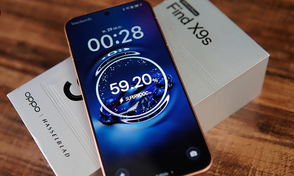 OPPO Find X9s sở hữu viên pin dung lượng lớn 7.025mAh
