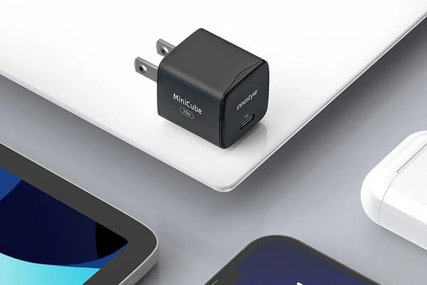 Củ sạc nhanh UmeTravel 45W A8