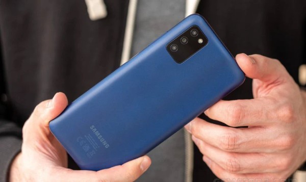 Một số lưu ý khi chọn mua điện thoại 4G pin trâu