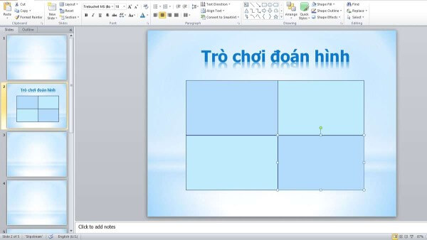 Trò chơi xây dựng trên 1 bức ảnh bị che bởi 4 mảnh ghép