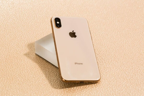iPhone XS