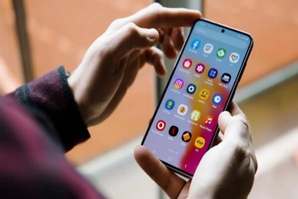 Tắt các kết nối Wifi, 4G/5G khi không dùng đến