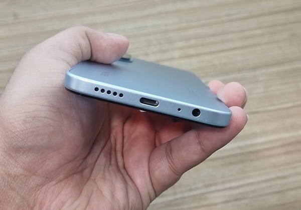 Viên pin 6.000 mAh bền bỉ trong phân khúc