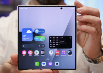 Samsung Galaxy Z Fold 8 có thể 'loại bỏ' hoàn toàn nếp gấp màn hình
