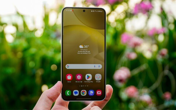 So sánh hiệu năng và phần mềm trên Samsung A56 và Samsung S24 FE