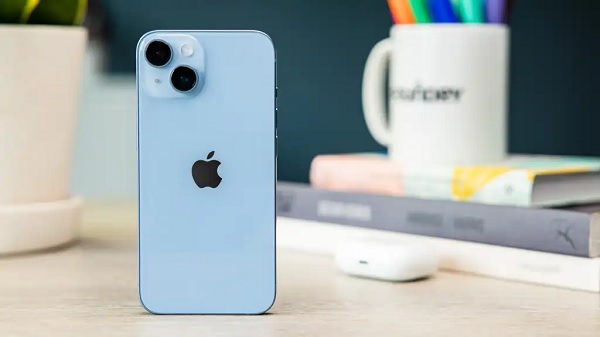 iPhone 14 sở hữu thiết kế nhỏ gọn hơn