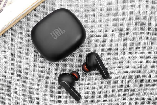 Tai nghe không dây JBL Live Pro+